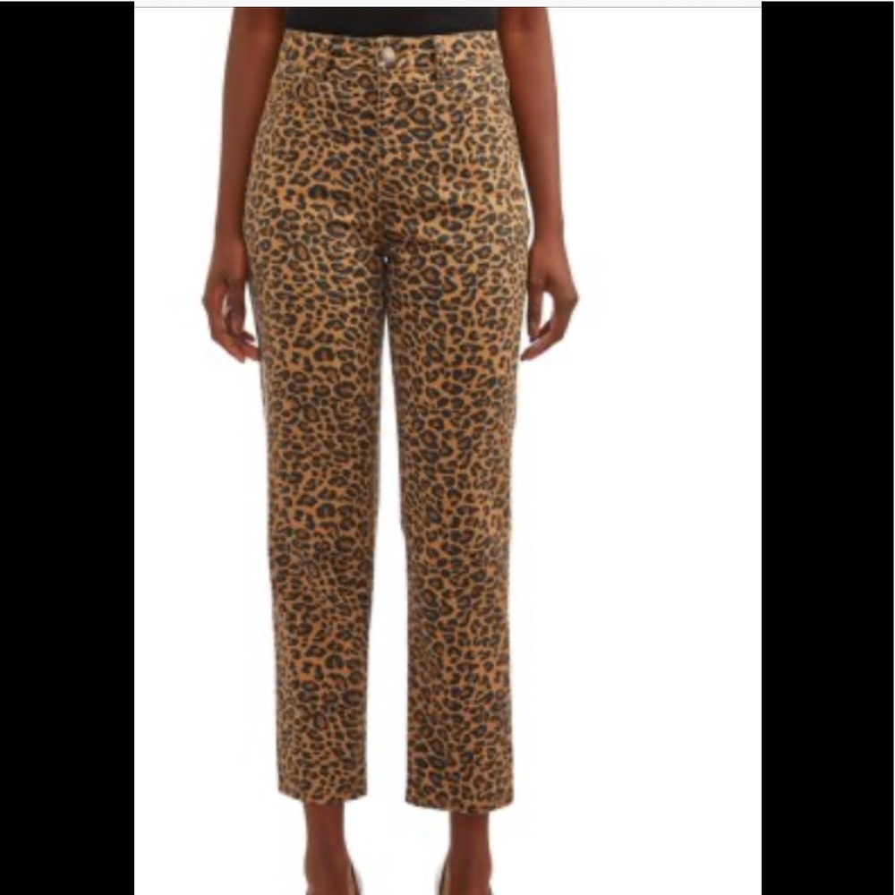 TIME AND TRU LEOPARD JEANS